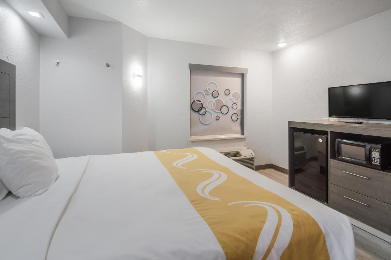 Quality Inn & Suites Richardson-Dallas Buitenkant foto