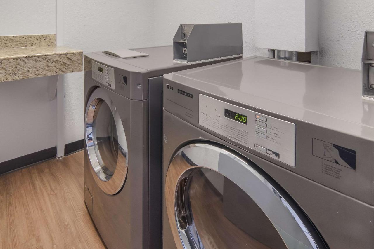 Quality Inn & Suites Richardson-Dallas Buitenkant foto
