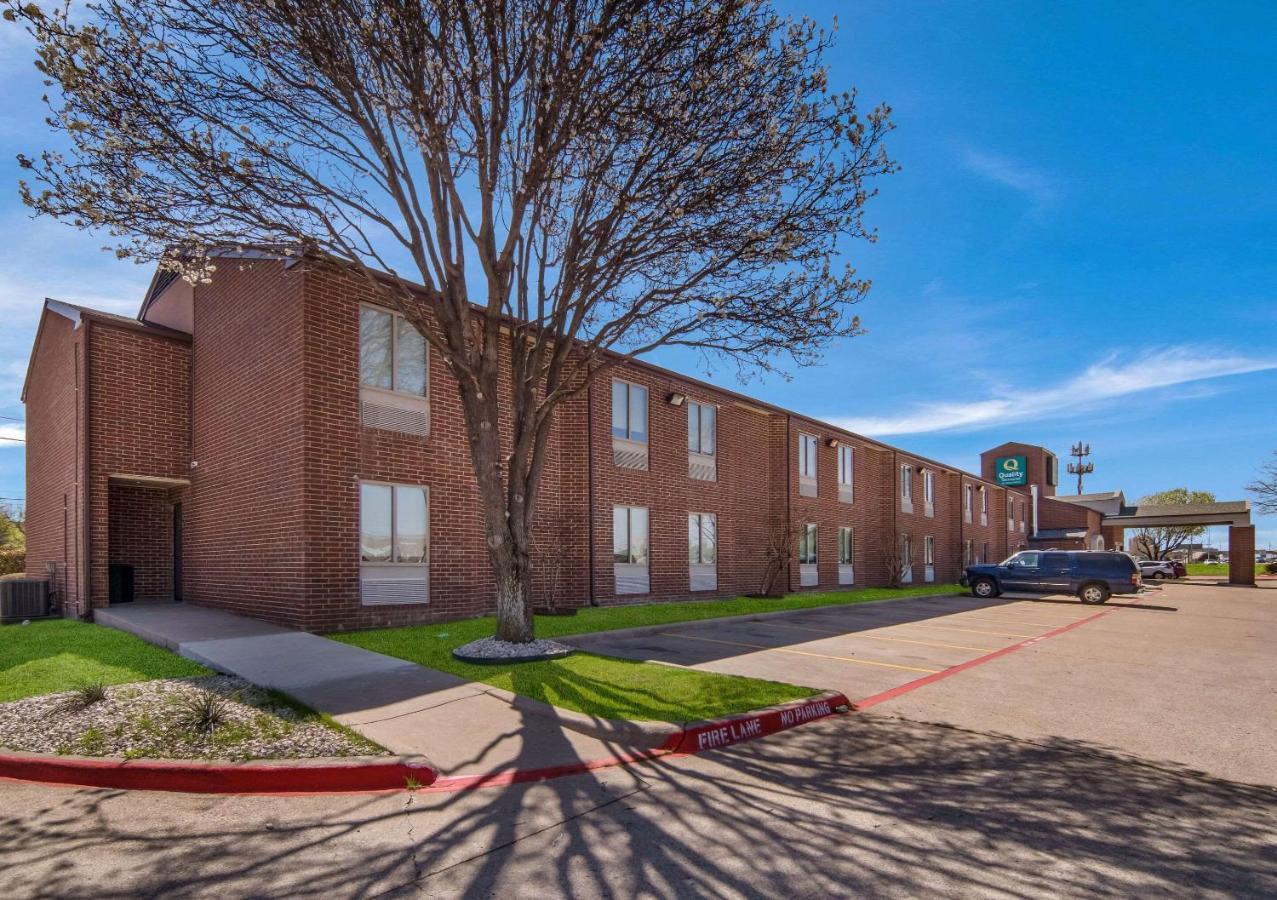 Quality Inn & Suites Richardson-Dallas Buitenkant foto