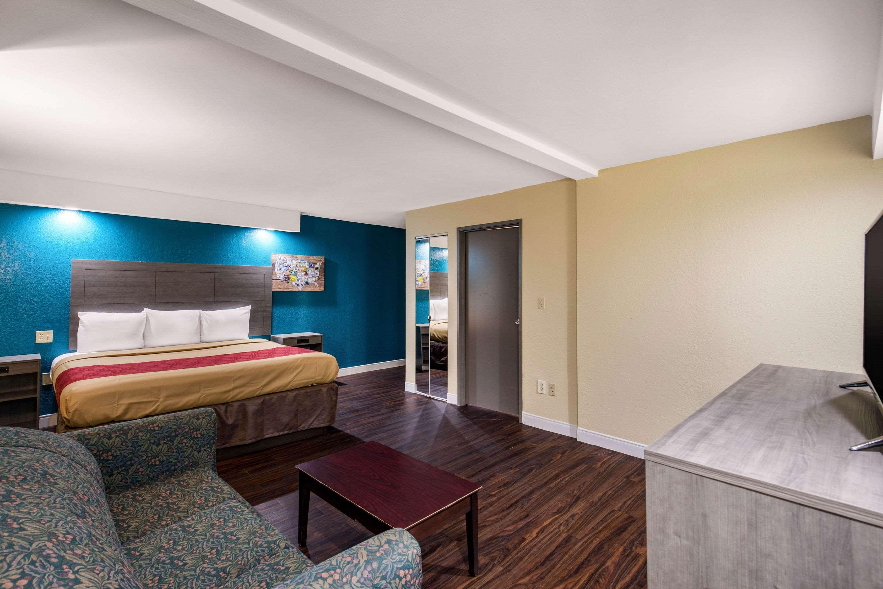 Quality Inn & Suites Richardson-Dallas Buitenkant foto